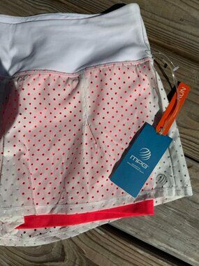 MPG Mondetta Perforated Shorts White/coral Pink M Coquette Athleisure sz M 3304